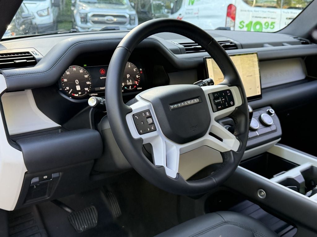 2025 Land Rover Defender 130 S