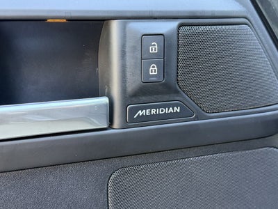 2025 Land Rover Defender 130 S