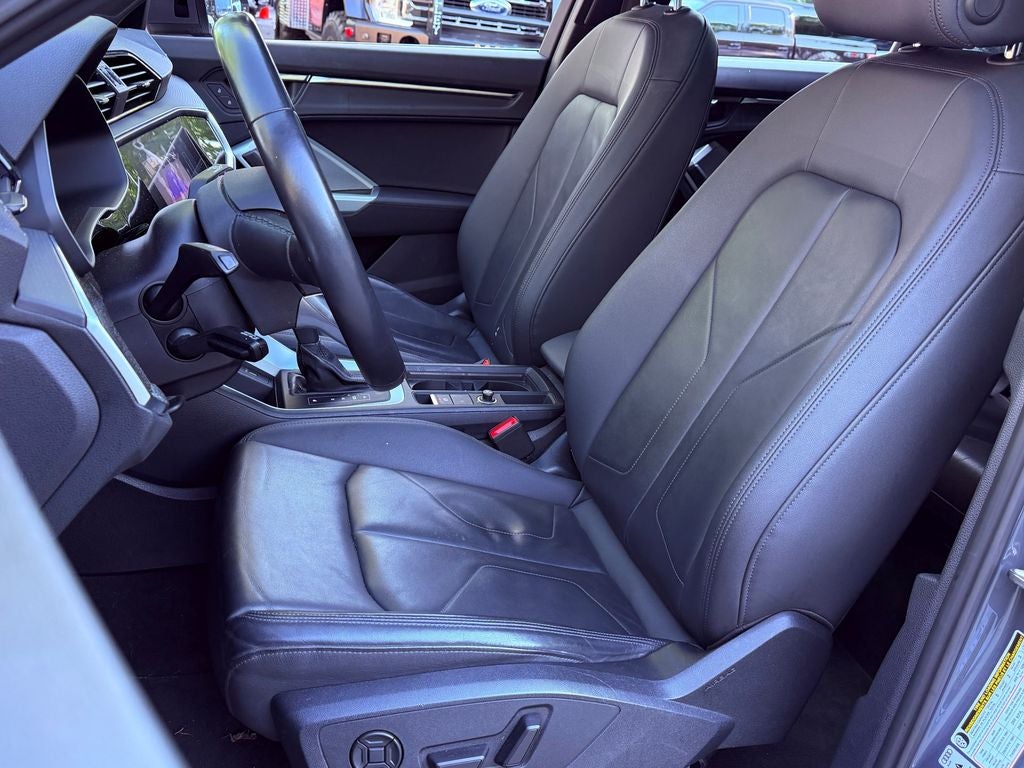 2021 Audi Q3 Premium quattro