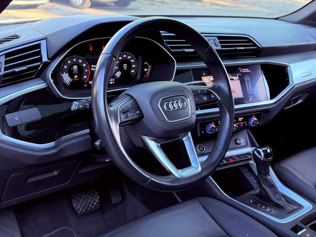 2021 Audi Q3 Premium quattro