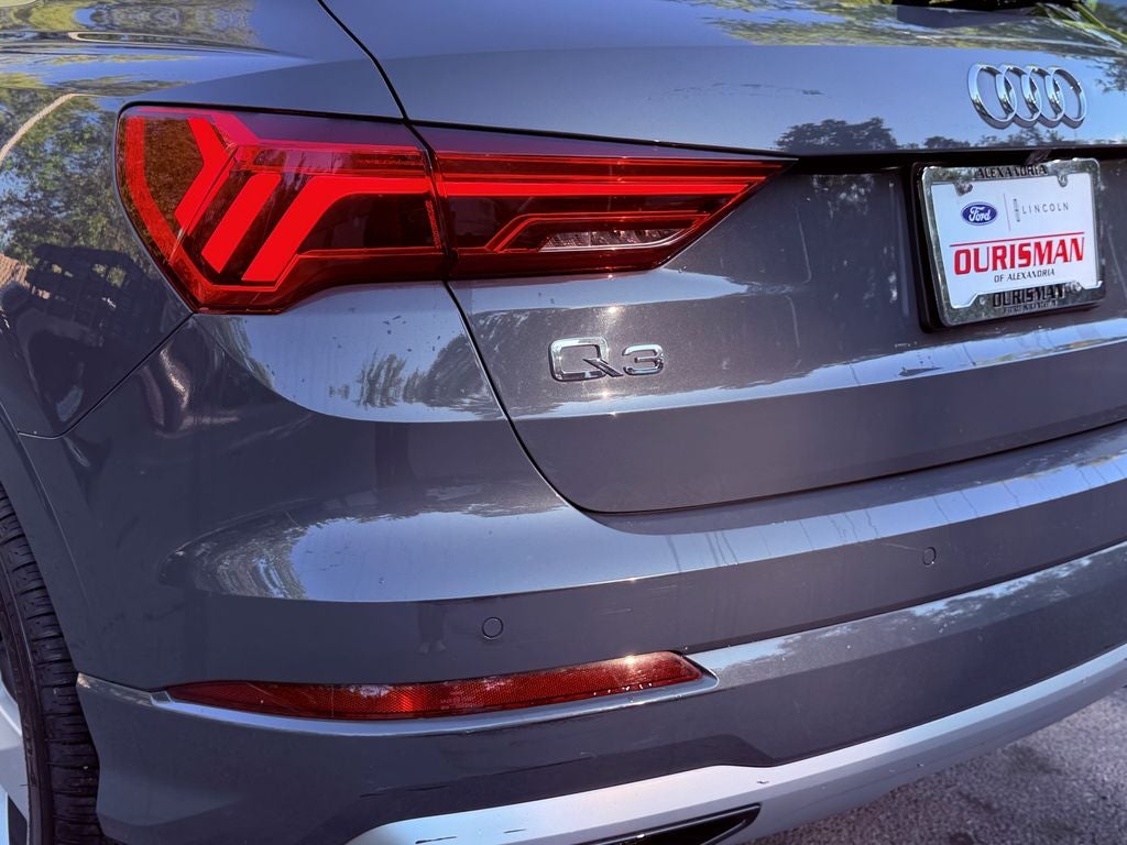 2021 Audi Q3 Premium quattro