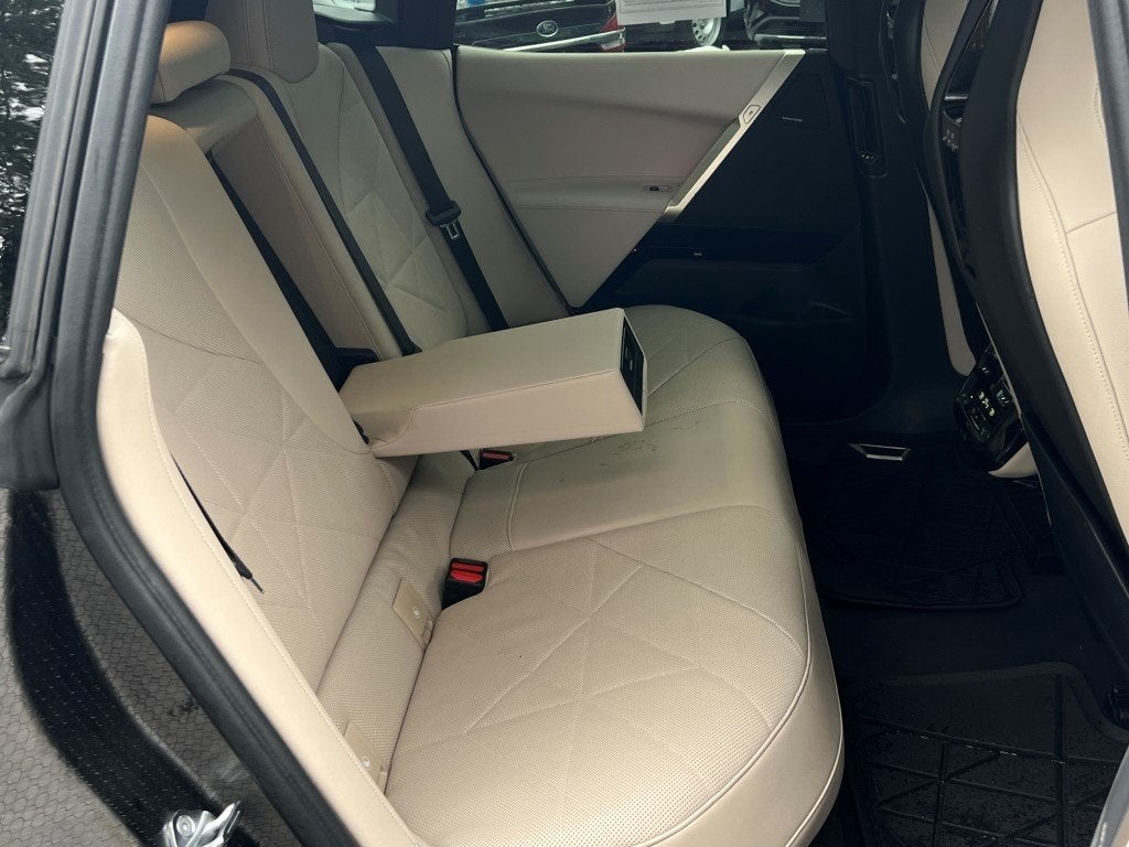 2022 BMW iX xDrive50