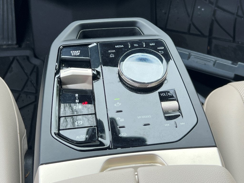 2022 BMW iX xDrive50