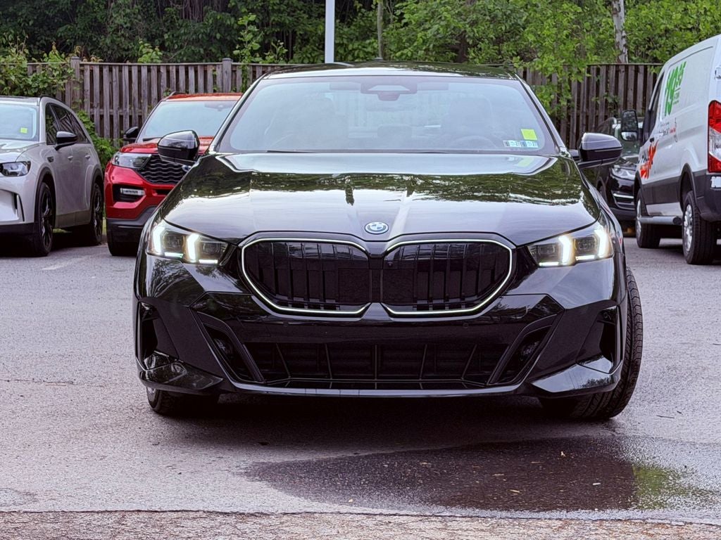 2026 BMW 5 Series 550e xDrive