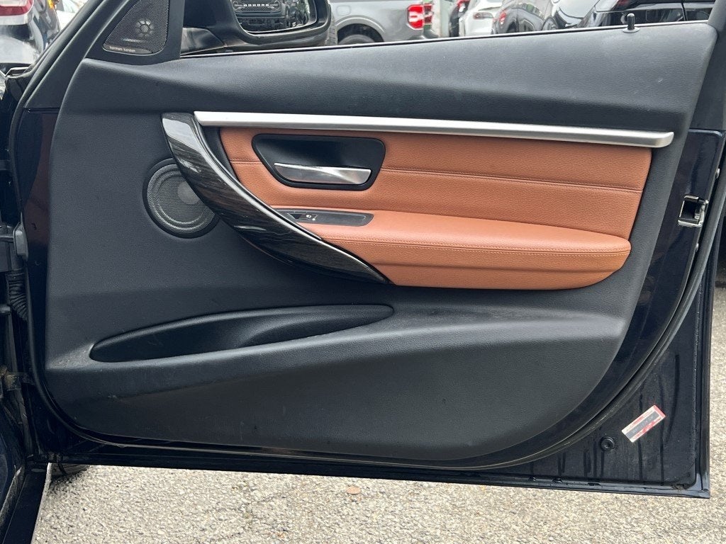 2017 BMW 3 Series 330e iPerformance