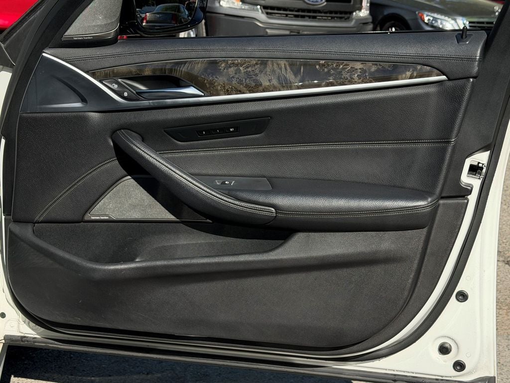 2018 BMW 5 Series M550i xDrive