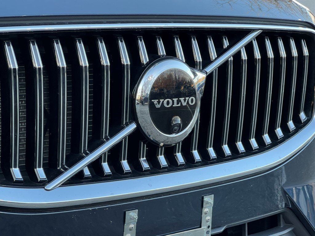 2022 Volvo XC60 B6 Inscription