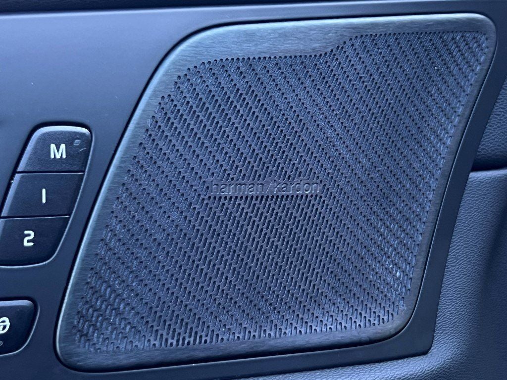 2022 Volvo XC60 B6 Inscription