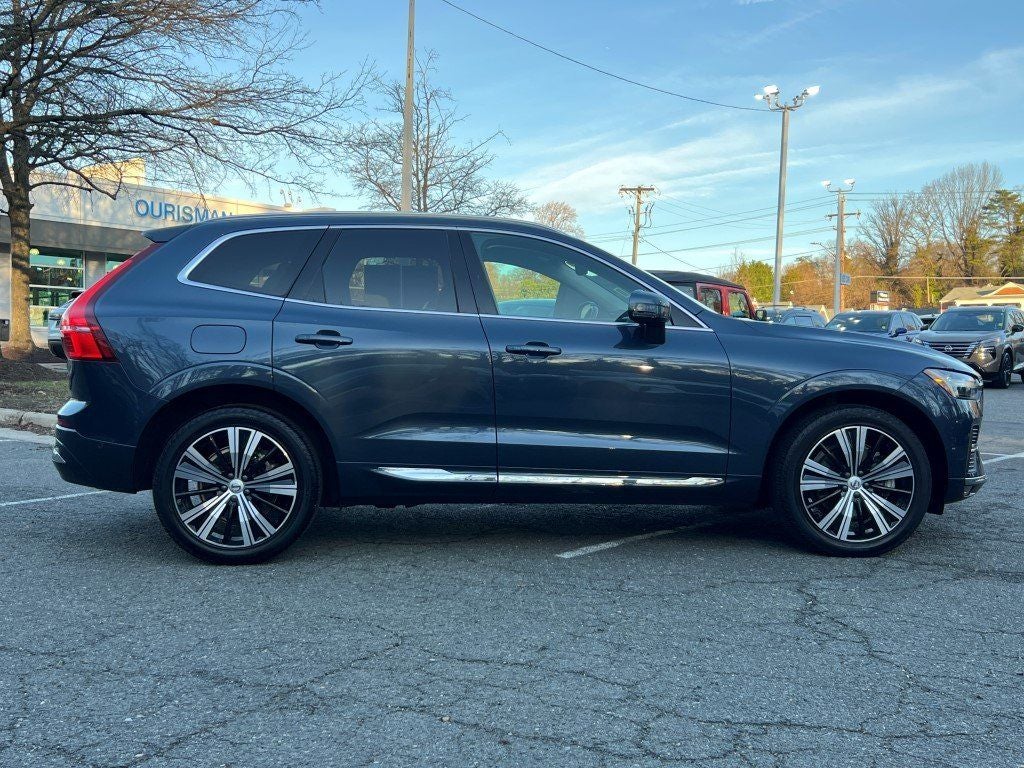 2022 Volvo XC60 B6 Inscription