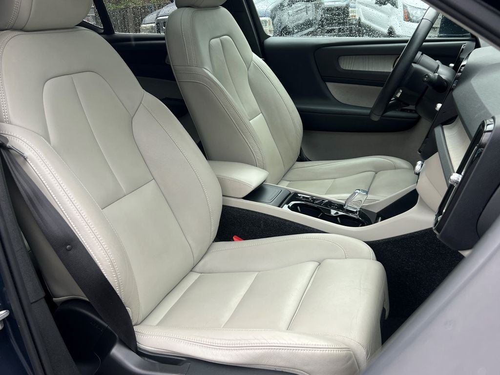 2019 Volvo XC40 T5 Inscription