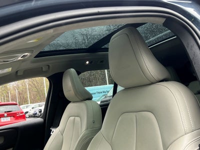 2019 Volvo XC40 T5 Inscription