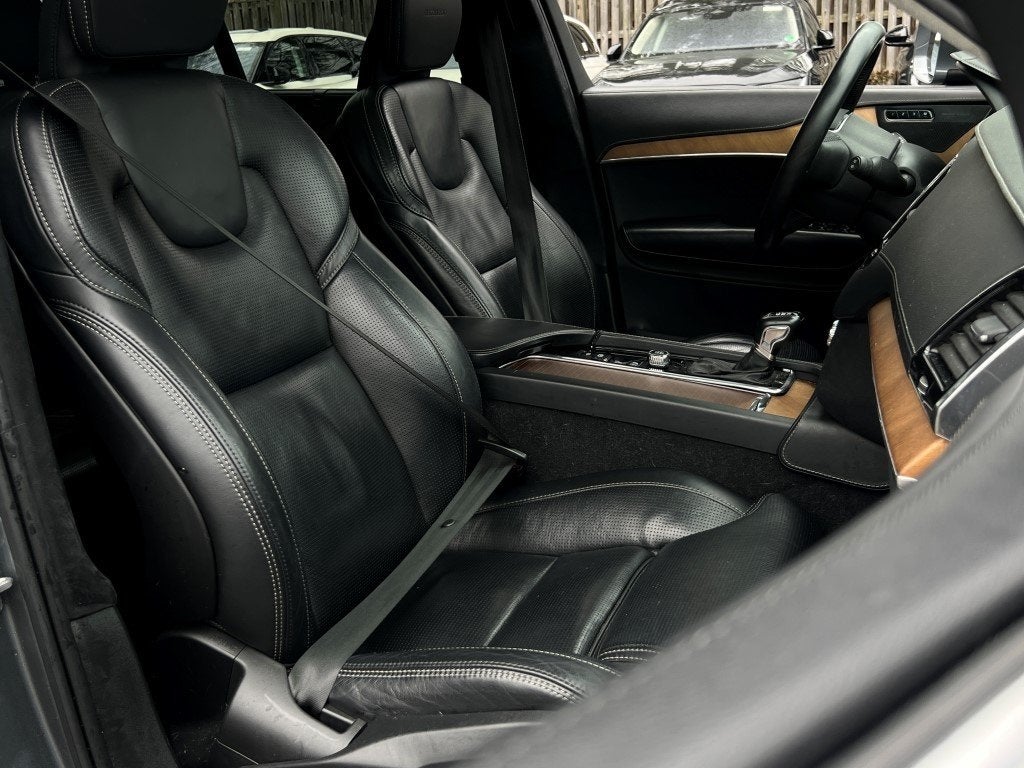 2019 Volvo XC90 T6 Inscription