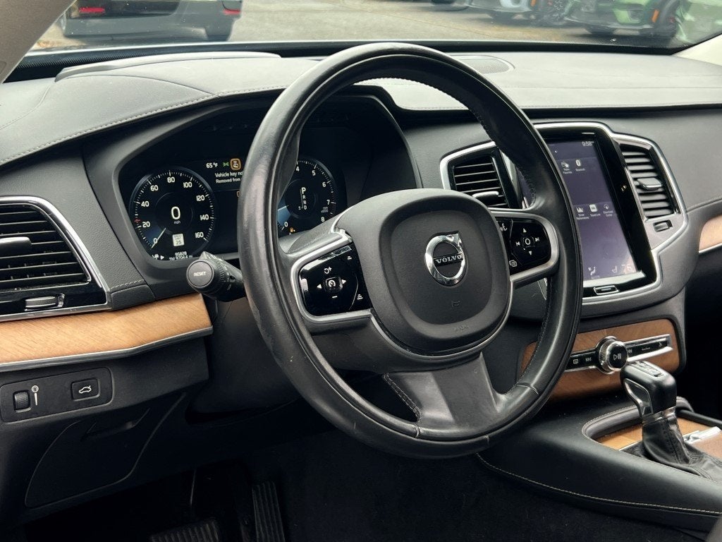 2019 Volvo XC90 T6 Inscription