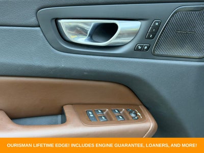 2023 Volvo XC60 Recharge Plug-In Hybrid Ultimate