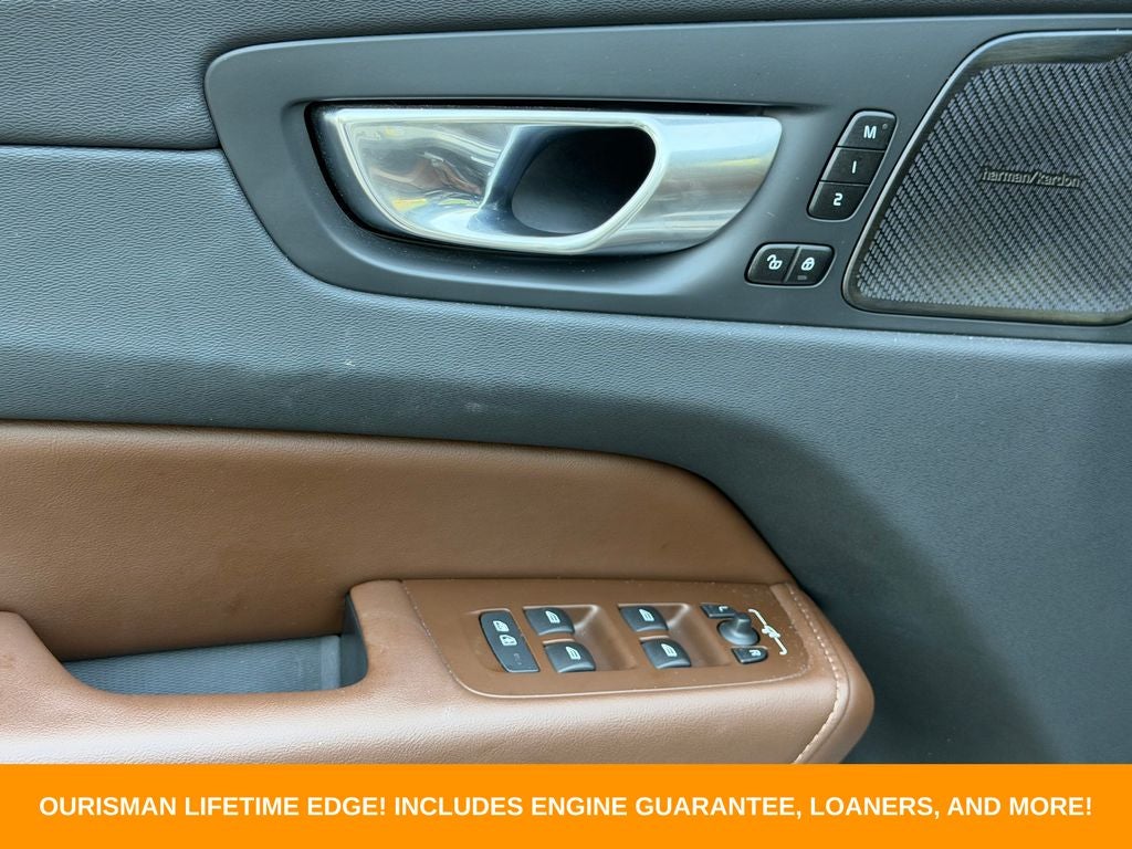 2023 Volvo XC60 Recharge Plug-In Hybrid Ultimate