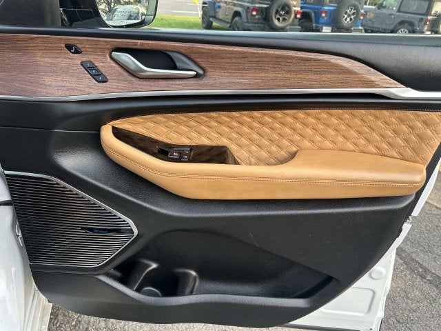 2023 Jeep Grand Cherokee L Summit