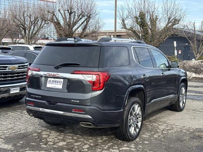 2023 GMC Acadia Denali