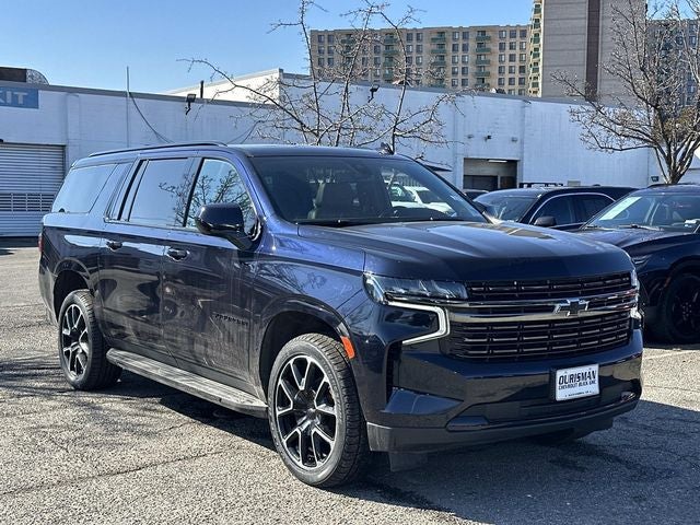 2022 Chevrolet Suburban RST