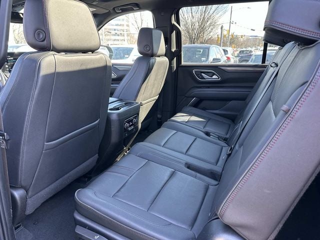 2022 Chevrolet Suburban RST