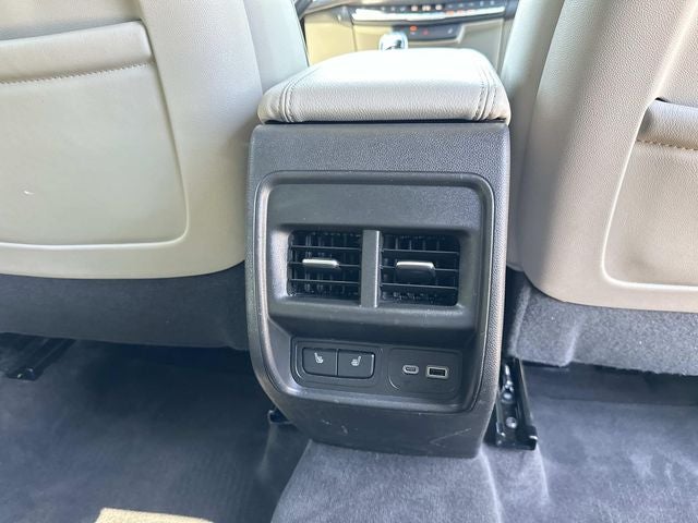 2021 Cadillac XT4 Premium Luxury