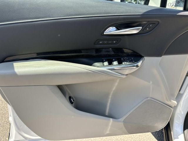 2021 Cadillac XT4 Premium Luxury