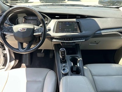 2021 Cadillac XT4 Premium Luxury