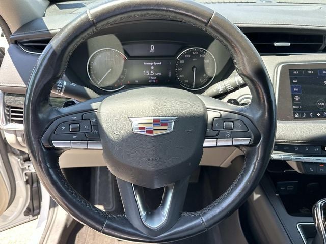 2021 Cadillac XT4 Premium Luxury
