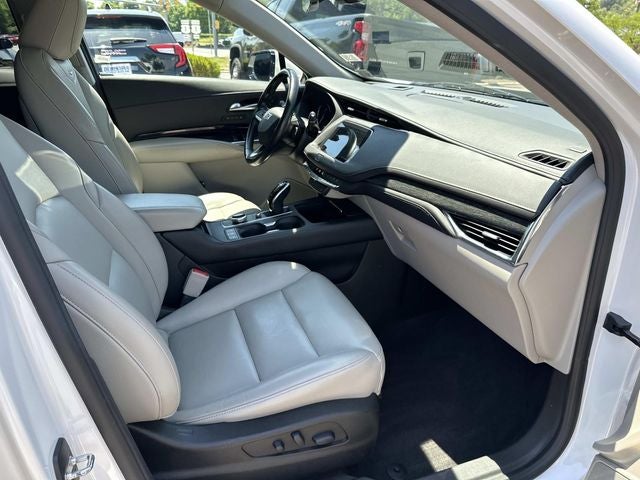 2021 Cadillac XT4 Premium Luxury