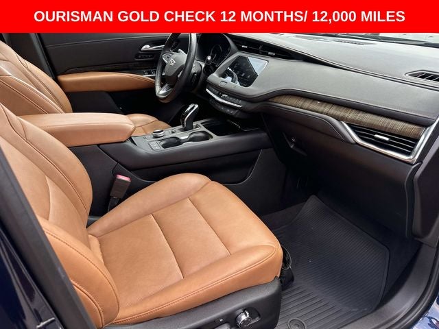 2021 Cadillac XT4 Premium Luxury