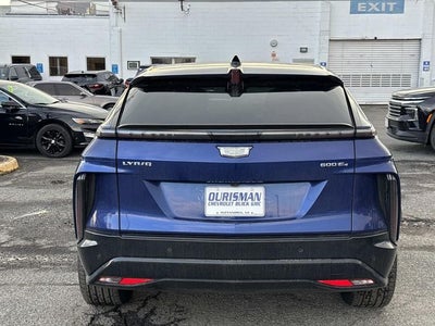 2024 Cadillac LYRIQ Sport
