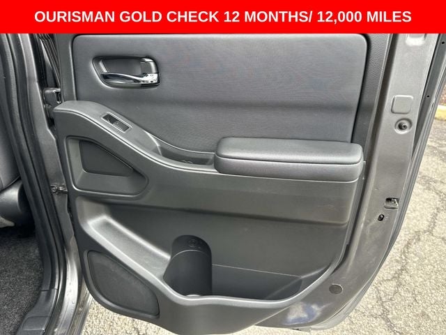2022 Nissan Frontier SV