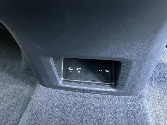 2024 Volkswagen Atlas 2.0T Peak Edition SEL
