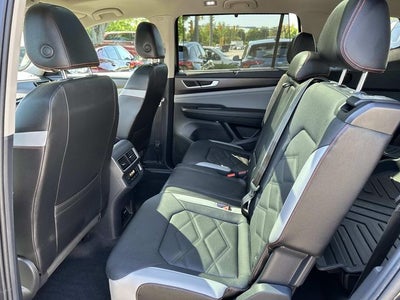 2024 Volkswagen Atlas 2.0T Peak Edition SEL