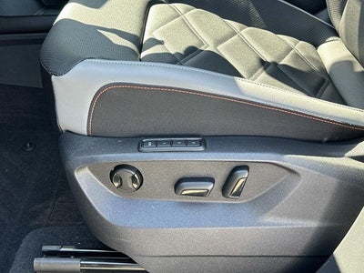 2024 Volkswagen Atlas 2.0T Peak Edition SEL