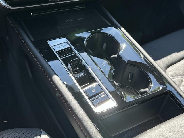 2024 Volkswagen Atlas 2.0T Peak Edition SEL
