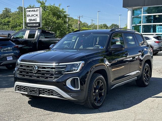 2024 Volkswagen Atlas 2.0T Peak Edition SEL