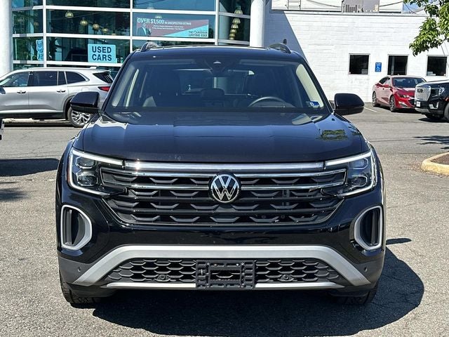 2024 Volkswagen Atlas 2.0T Peak Edition SEL