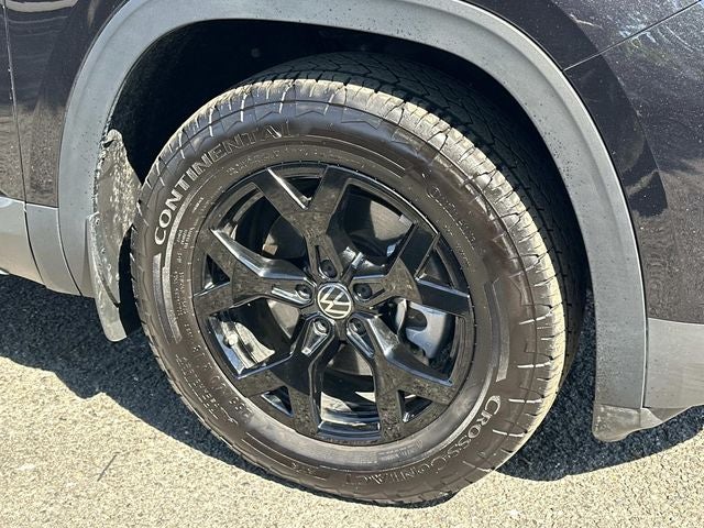 2024 Volkswagen Atlas 2.0T Peak Edition SEL