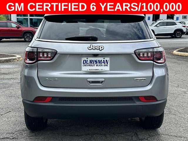 2022 Jeep Compass Latitude Lux