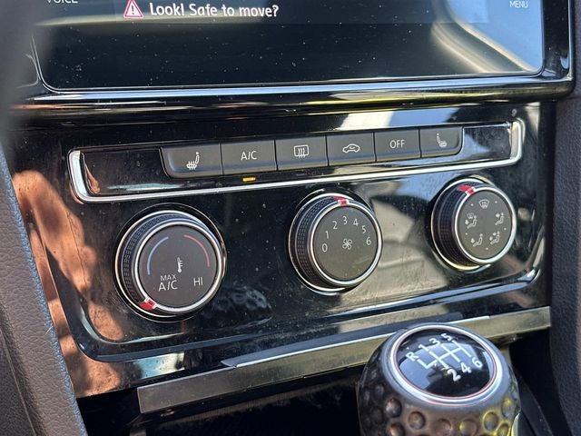 2018 Volkswagen Golf GTI 2.0T SE