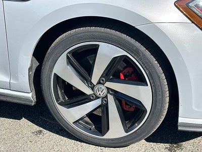 2018 Volkswagen Golf GTI 2.0T SE