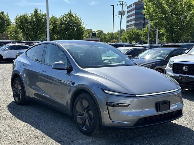 2026 Tesla Model Y Base