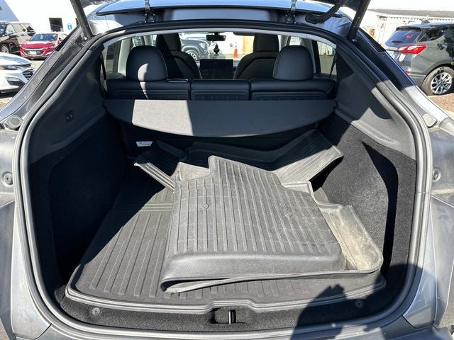 2026 Tesla Model Y Base