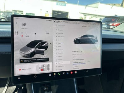 2026 Tesla Model Y Base