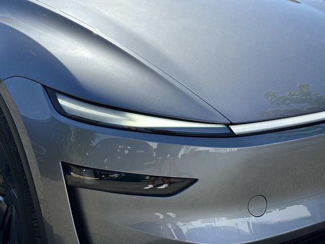 2026 Tesla Model Y Base