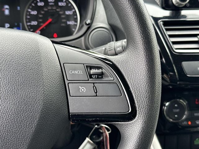 2023 Mitsubishi Eclipse Cross LE