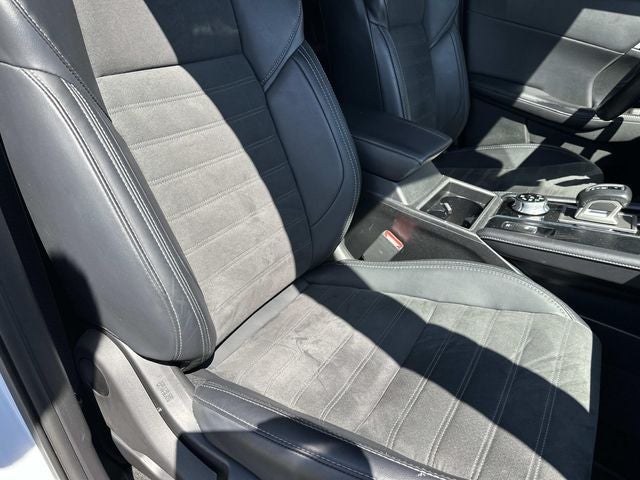 2024 Mitsubishi Outlander Base