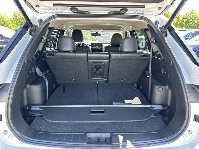 2024 Mitsubishi Outlander Base