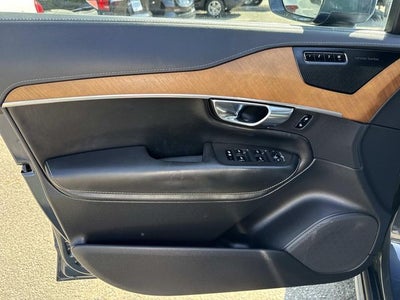 2019 Volvo XC90 T6 Inscription