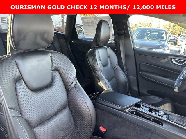 2021 Volvo XC60 T6 Inscription
